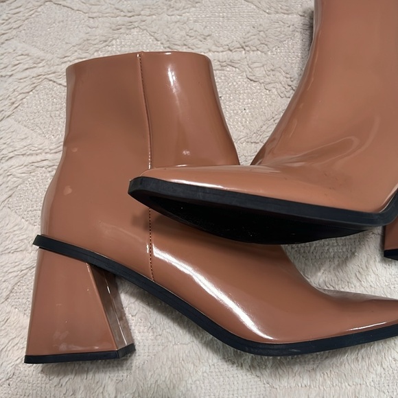 BP “Loren” Caramel Patent Leather Ankle Booties Size 7.5 – Excellent Condition - Picture 14 of 14
